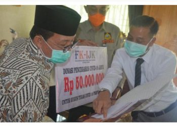 Pemprov Jambi Terima Bantuan Penanganan Covid-19 (Corona) Dari FK IJK