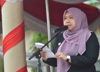 Bupati Masnah Jadi Inspektur Upacara HAB Kemenag Muarojambi