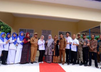Bupati Masnah Resmikan Posyandu di Dusun Talang Parit