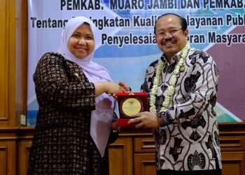 Bupati Masnah dan Ketua Ombudsman RI Tandatangani MoU Tentang Peningkatan Kualitas Pelayanan Publik