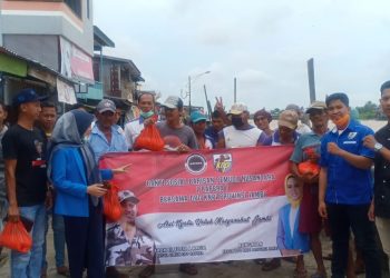 DPP BAPERA dan DPD KNPI Provinsi Jambi, Berikan Bantuan Sembako Kepada Warga Jambi yang Terdampak Covid-19