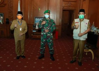 Gubernur Jambi Ucapkan Terima Kasih Kepada Danrem 042/GAPU Atas Kerja Kerasnya Selama Tugas