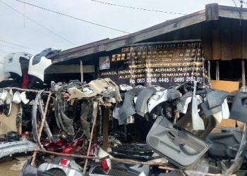 Diduga Tanpa Izin, Bengkel Mobil Auto Cemara Cempaka Tetap Beroperasi