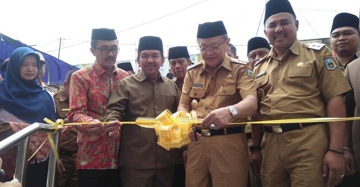 Bupati Cek Endra Resmikan Pasar Modern Kecamatan Singkut