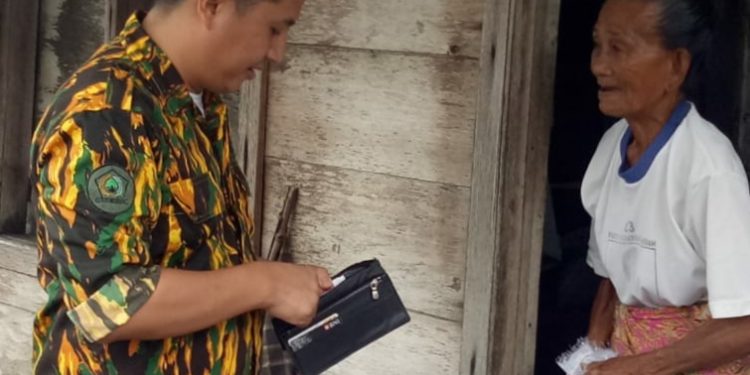 Warga Gelisah, Ketua AMPG Provinsi Jambi Terpanggil Untuk Berbagi