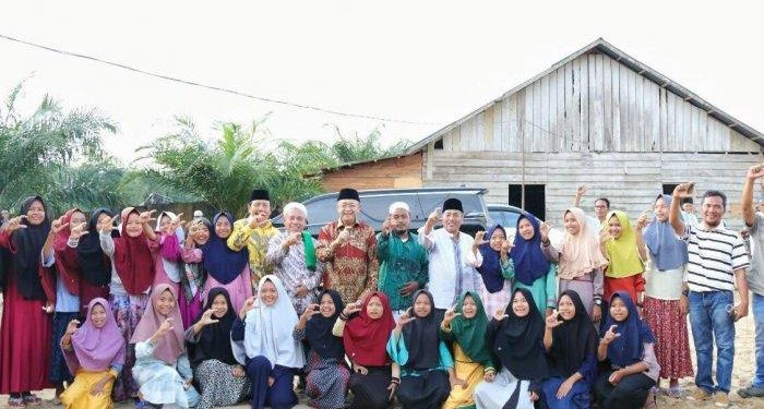 Cek Endra Rutin Ajak Generasi Muda Jambi untuk Khataman Alqur’an
