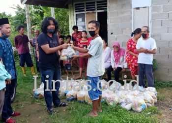 Peduli Dampak Covid-19, PC Sapma PP Tanjabtim Bagi Bagi Sembako