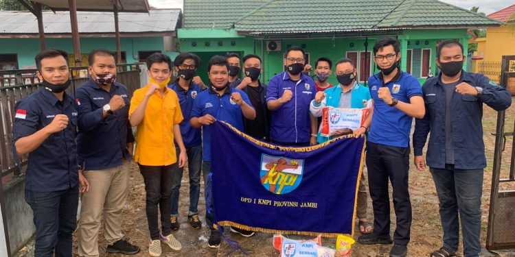 KNPI Provinsi Jambi,Bagikan Sembako Untuk Warga Terdampak Covid-19