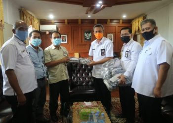 Petrochina Salurkan Bantuan 9000pcs Masker ke Pemkab Tanjab Barat