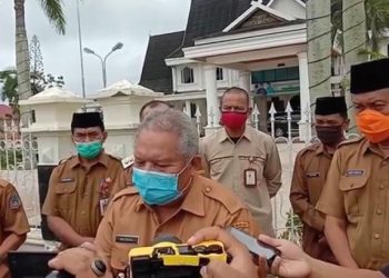 Klarifikasi Terkait Statemen Bupati Safrial Disampaikan Langsung Sekda Agus Sanusi