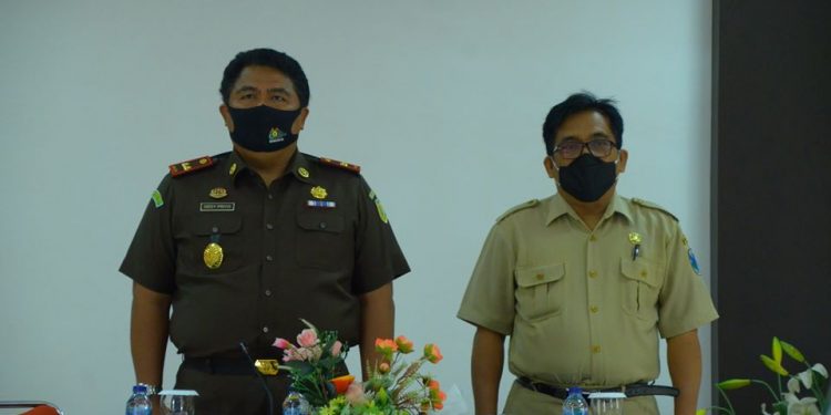 Kejari Batanghari dan Diskoperindag Tanda Tangani MoU Bidang Hukum