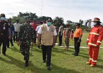 Wakil Bupati Sarolangun Hilalatil Badri Pimpin Apel Siaga Karhutla