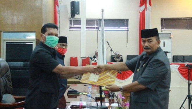 Wabup Tanjab Barat Hadiri Rapat Paripurna Pembahasan Empat Raperda Inisiatif DPRD