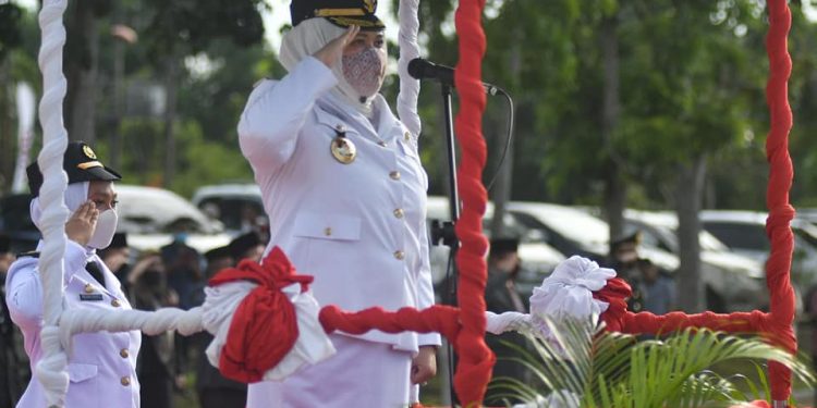Bupati Masnah Jadi Irup HUT RI ke-75