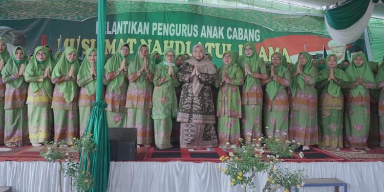 Bupati Masnah Hadiri Pelantikan PAC Muslimat NU