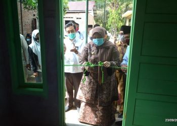 Bupati Masnah Hadiri Peresmian Bedah Rumah Baznas Muaro Jambi