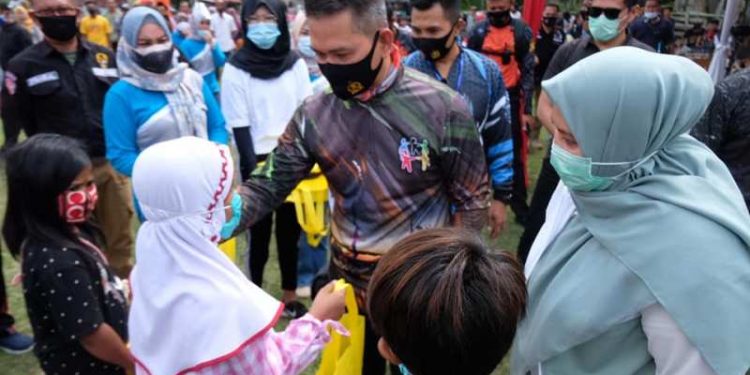 Bupati Muaro Jambi Dampingi Kapolda Canangkan Kampung Tangguh Anti Narkoba