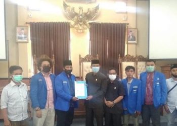 Dewan Muarojambi Teken Fakta Integritas Menolak Isi UU Omnibuslow