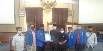 Dewan Muarojambi Teken Fakta Integritas Menolak Isi UU Omnibuslow