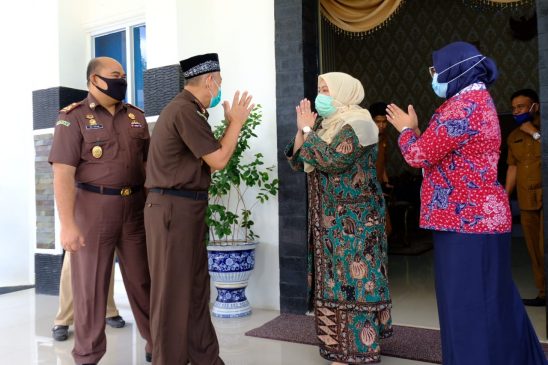 Masnah Busro Gelar Acara Pisah Sambut Kejari Muarojambi