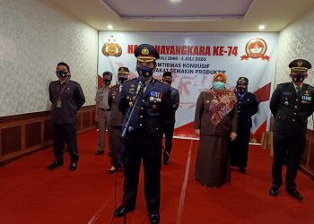 Bupati Muaro Jambi Mengikuti Upacara Memperingati Hari Bhayangkara ke-74