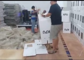KPU Tanjabtim Selesai Merakit Kotak Suara Pilkada Tahun 2020