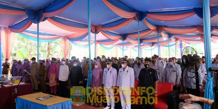 Bupati Muaro Jambi Resmikan Desa Kasang Tanjung Nangko dan Kasang Kebon Dalam Kec. Kumpeh Ulu