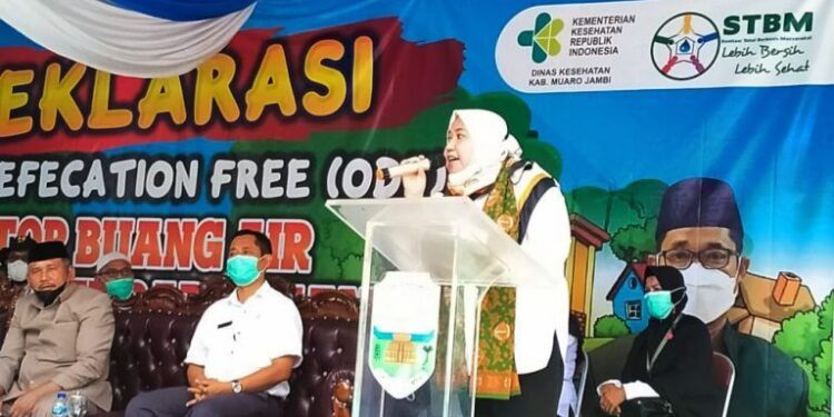 Bupati Muaro Jambi Ikuti Acara Deklarasi Open Defecation Free