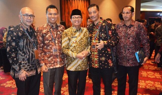 Gubernur Fachrori  Harap Agar Jasa Keuangan Mendorong Pertumbuhan Perekonomian Provinsi Jambi