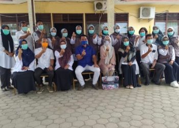 Bupati Batanghari Beserta Istri Kembali Di Suntik Vaksin Tahap Kedua