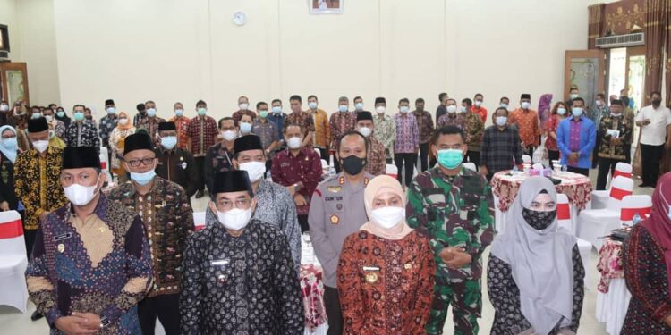 Kunker Ke Tanjab Barat dan Tanjab Timur, Pj. Gubernur Minta Sekolah Tatap Muka Dipersiapkan dengan Baik