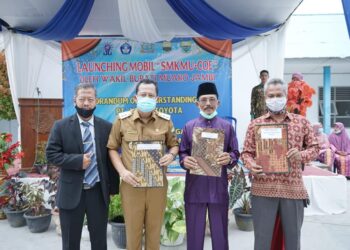 Wabup BBS Hadiri Launching Mobil Esemka MU-COE SMK Muhammadiyah Sungai Bahar