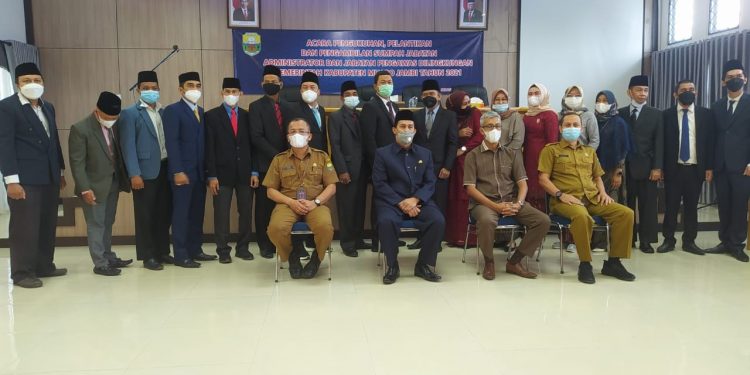 PJ Sekda Lantik Pejabat Eslon 3 dan 4 Lingkup Pemerintahan Kabupaten Muaro Jambi