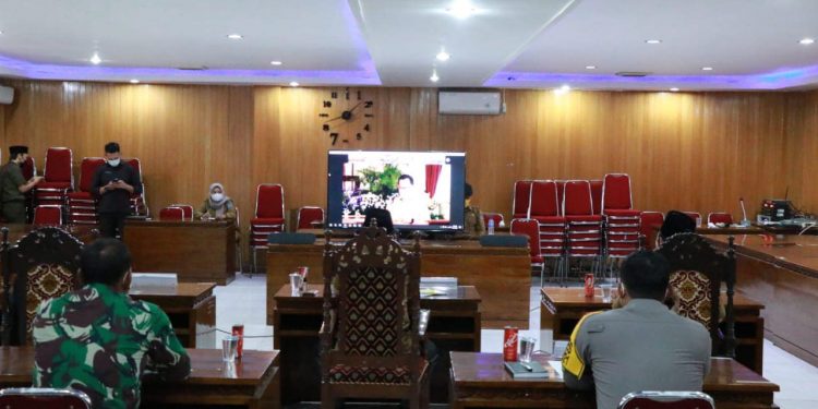 Bupati dan Wabup Tanjab Barat Ikuti Rapat Koordinasi Kepala Daerah Seluruh Indonesia