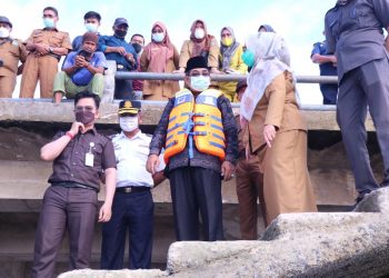 Bupati Anwar Sadat Resmikan Ambulance Air di Pelabuhan Lasdap Kuala Tungkal