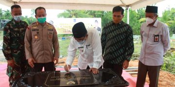 Bupati Anwar Sadat Hadiri Acara Pencanangan Tempat Pemakaman Umum di Kelurahan Sriwijaya   
