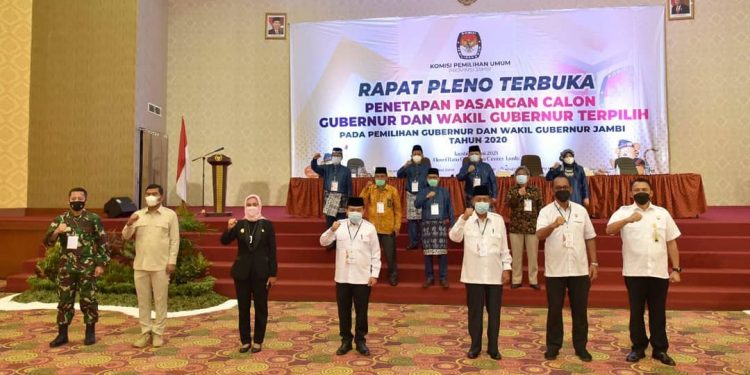 Pj.Gubernur Ikuti Rapat Pleno Penetapan Calon Terpilih Pilgub Jambi