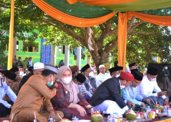 Bupati Muaro Jambi Hadiri Yudisium dan Wisuda di Pondok Pesantren