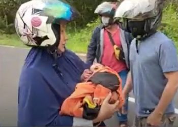 Gempar, Warga Barito Temukan Bayi Baru Lahir Dibuang ke Semak Berduri