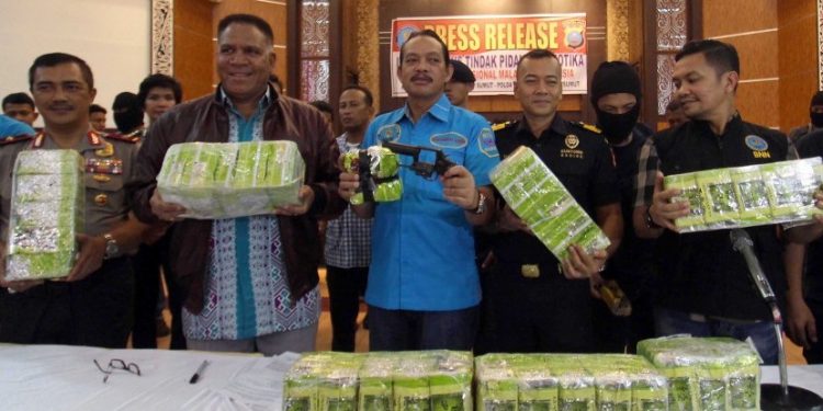 Bareskrim Sita 45 Kg Sabu asal Malaysia, 5 Orang Ditangkap