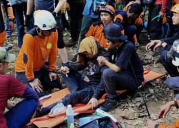 Cerita Mistis Eva Hilang di Gunung Abbo , Ada yang Memindahkan Saya Ke Dalam Goa