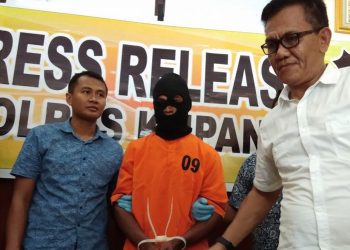 Ketahuan Chatan FB Takut Diceraikan, Pria Bunuh Istri