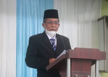 Abdullah Sani Beri Arahan ke Wisudawan/Wati Dapat Mandiri Secara Ekonomi