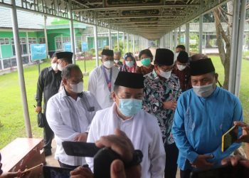 Gubernur Jambi Tinjau Tempat Isolasi Pasien Covid-19