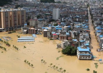 Banjir Bandang Terjang China