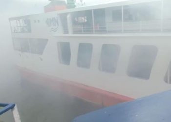 Kapal KMP Gunsa 8 Terbakar di Perairan Banyuasin, Tim Evakuasi 86 Orang