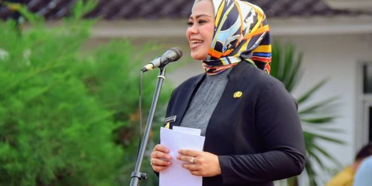 Bupati Karawang Cellica positif COVID-19 Kedua kalinya