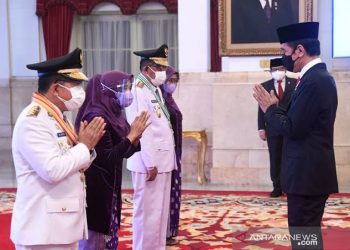 Pertama Kerja Gubernur Janji Tekan Angka Covid-19