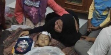 Bocah 4 Tahun Tewas Saat Asyik Mandi Hujan