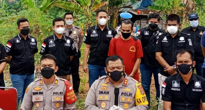 Mayat Wanita Dibakar, Ternyata Mantan Pacar Otak Pelakunya